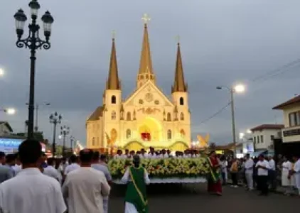 programação de missas e procissões de Corpus Christi