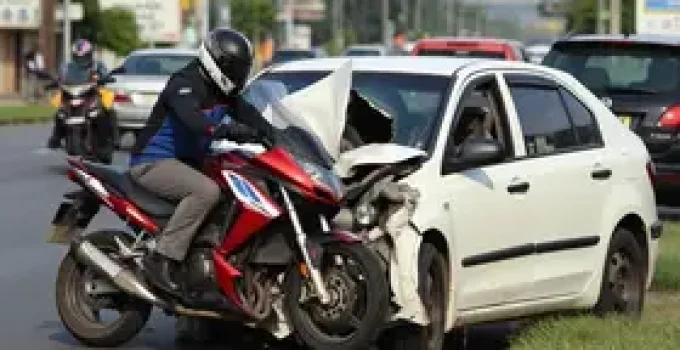 motociclista arremessado Natal